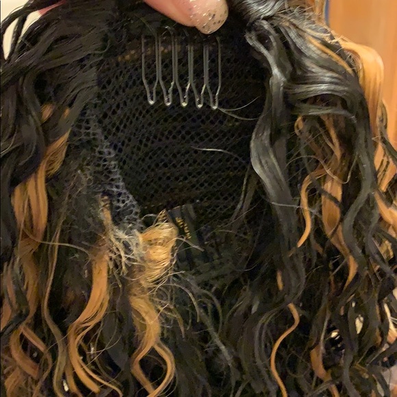 Women’s ponytail - Picture 3 of 8